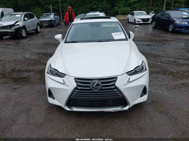 2018 Lexus Is 300 მანქანა იყიდება აუქციონზე, vin: JTHC81D20J5029959, აუქციონის ნომერი: 45184505