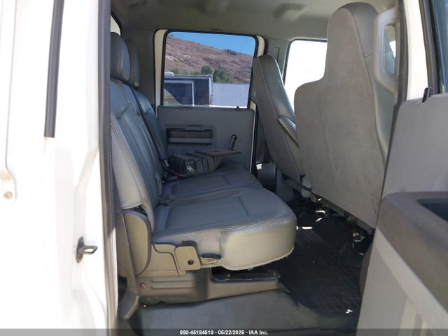 45184510 :رقم المزاد ، 3FRWW6FCXDV498883 vin ، 2013 Ford F-650 Xl/xlt مزاد بيع