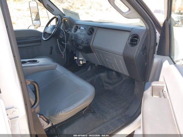 45184512 :رقم المزاد ، 3FRWW6FC8DV498879 vin ، 2013 Ford F-650 Xl/xlt مزاد بيع