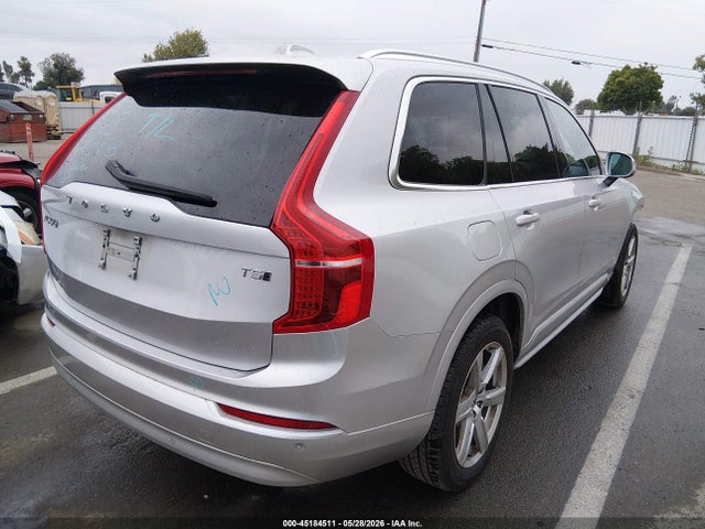 YV4102PK5N1829894 Volvo Xc90 T5 Momentum 7 Passenger
