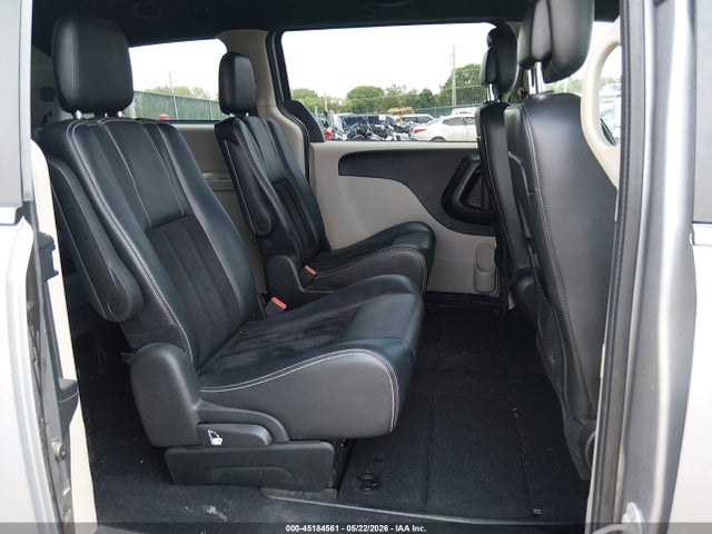 2C4RDGCG7HR848018 Dodge Grand Caravan Sxt