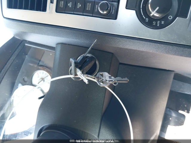 2009 Chrysler 300c Hemi მანქანა იყიდება აუქციონზე, vin: 2C3KA63T19H580905, აუქციონის ნომერი: 45184580