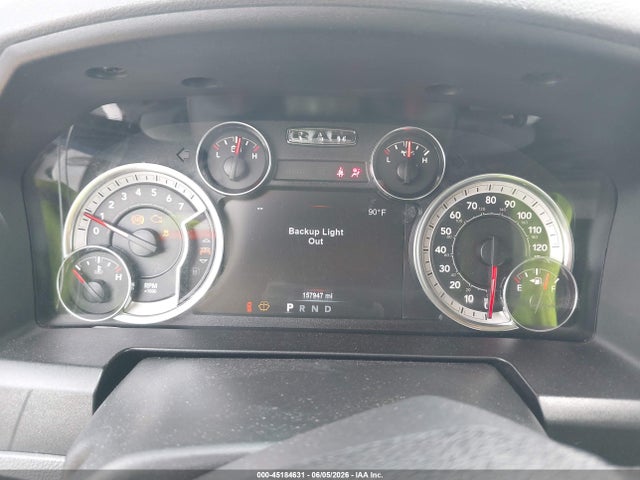 45184631 :رقم المزاد ، 1C6RR6TT6KS562232 vin ، 2019 Ram 1500 Classic مزاد بيع