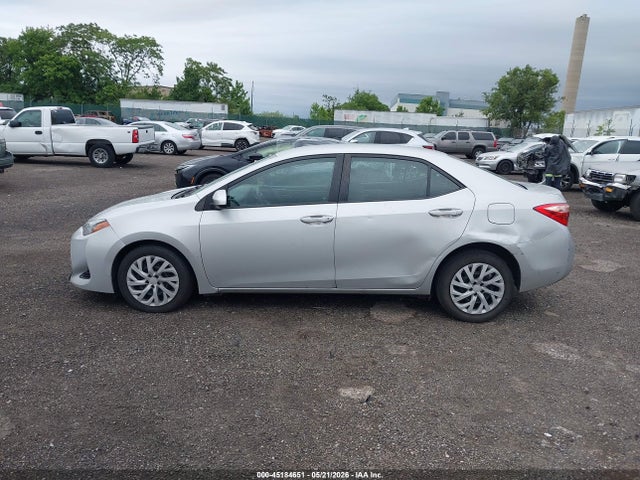 Продажа на аукционе авто 2017 Toyota Corolla Le, vin: 2T1BURHE8HC885454, номер лота: 45184651
