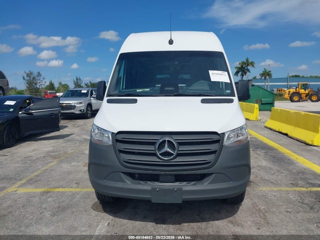 45184652 :رقم المزاد ، W1Z4KGHY9ST218395 vin ، 2025 Mercedes-benz Sprinter 2500 High Roof 4-cyl Diesel مزاد بيع