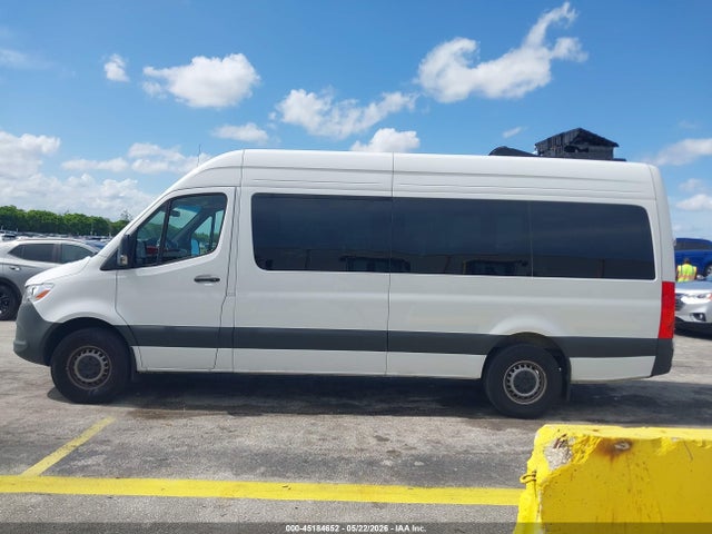 45184652 :رقم المزاد ، W1Z4KGHY9ST218395 vin ، 2025 Mercedes-benz Sprinter 2500 High Roof 4-cyl Diesel مزاد بيع