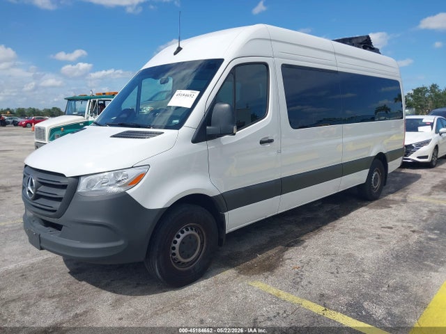45184652 :رقم المزاد ، W1Z4KGHY9ST218395 vin ، 2025 Mercedes-benz Sprinter 2500 High Roof 4-cyl Diesel مزاد بيع