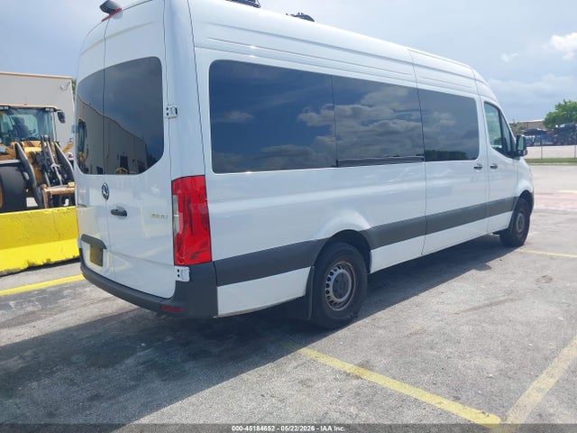 45184652 :رقم المزاد ، W1Z4KGHY9ST218395 vin ، 2025 Mercedes-benz Sprinter 2500 High Roof 4-cyl Diesel مزاد بيع