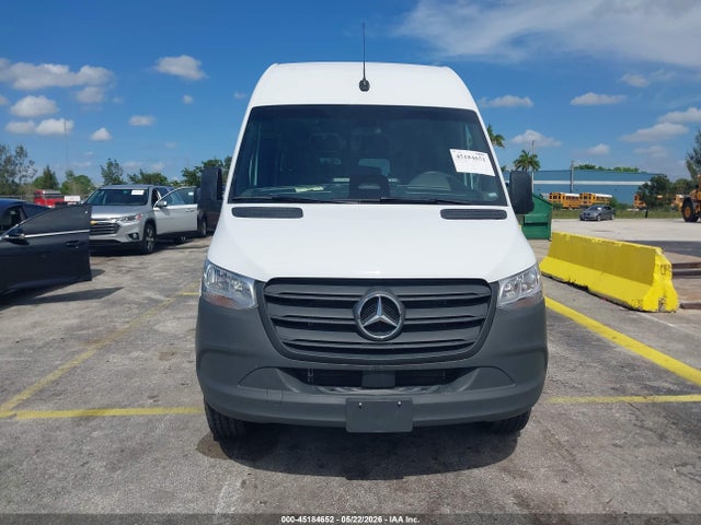 45184652 :رقم المزاد ، W1Z4KGHY9ST218395 vin ، 2025 Mercedes-benz Sprinter 2500 High Roof 4-cyl Diesel مزاد بيع