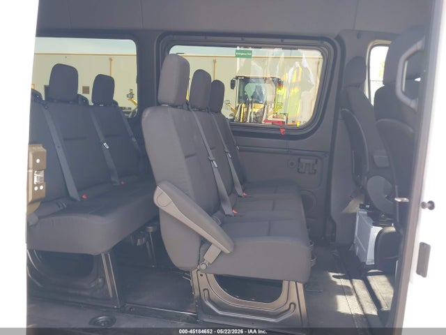 45184652 :رقم المزاد ، W1Z4KGHY9ST218395 vin ، 2025 Mercedes-benz Sprinter 2500 High Roof 4-cyl Diesel مزاد بيع