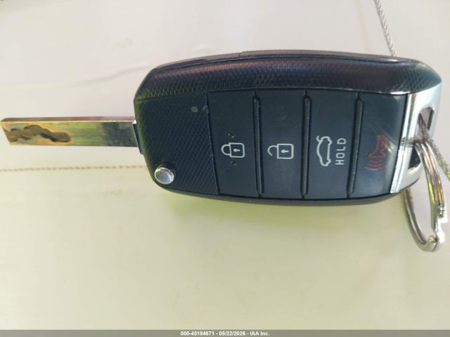 KIA Optima Lx 2017 5XXGT4L32HG123943 Image 11