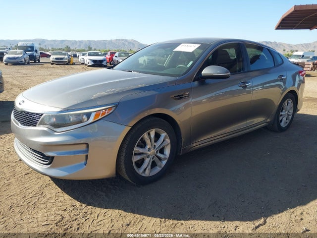 KIA Optima Lx 2017 5XXGT4L32HG123943 Image 2