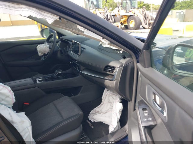 45184678 :رقم المزاد ، 5N1BT3BB4TC717323 vin ، 2026 Nissan Rogue Sv مزاد بيع