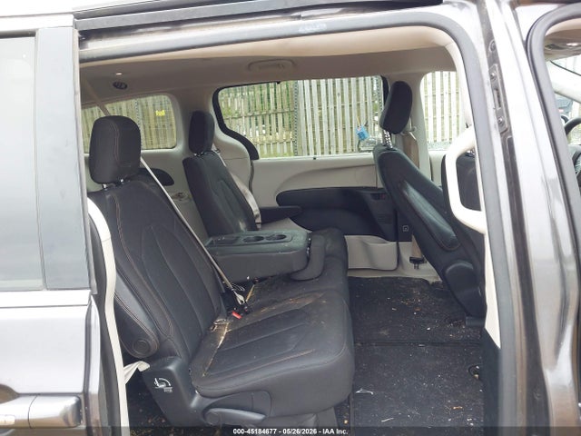 Продаж на аукціоні авто 2018 Chrysler Pacifica Touring Plus, vin: 2C4RC1FG1JR133057, номер лоту: 45184677