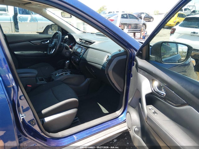 Nissan ROGUE SV 2017 5N1AT2MV1HC786426 Image 5