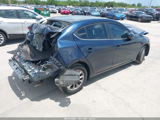 Продажа на аукционе авто 2016 Mazda Mazda3 I Sport, vin: JM1BM1U73G1333744, номер лота: 45184692