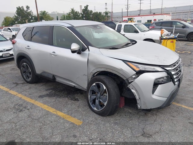 Nissan Rogue Sv Fwd 2024 5N1BT3BA3RC697212 головне зображення