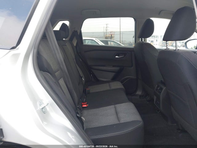 5N1BT3BA3RC697212 Nissan Rogue Sv Fwd