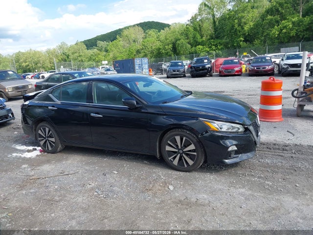 45184732 :رقم المزاد ، 1N4BL4EV1MN361747 vin ، 2021 Nissan Altima Sl Fwd مزاد بيع