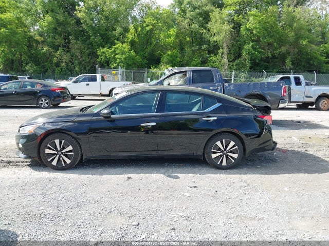 45184732 :رقم المزاد ، 1N4BL4EV1MN361747 vin ، 2021 Nissan Altima Sl Fwd مزاد بيع