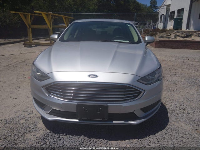 3FA6P0UUXJR141975 Ford Fusion Hybrid S