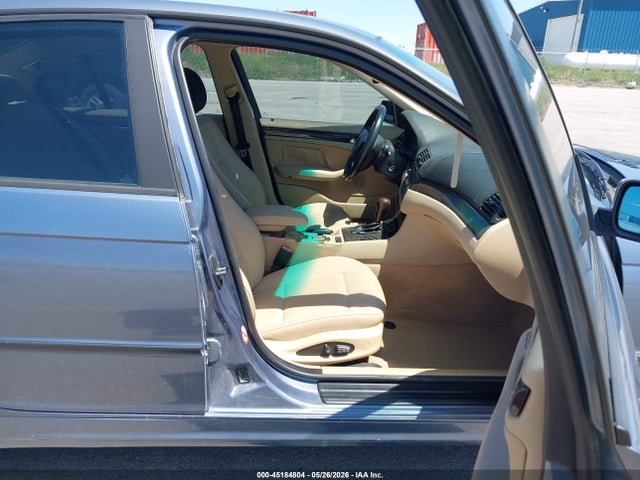 45184804 :رقم المزاد ، WBAEU33452PH85300 vin ، 2002 Bmw 325xi مزاد بيع