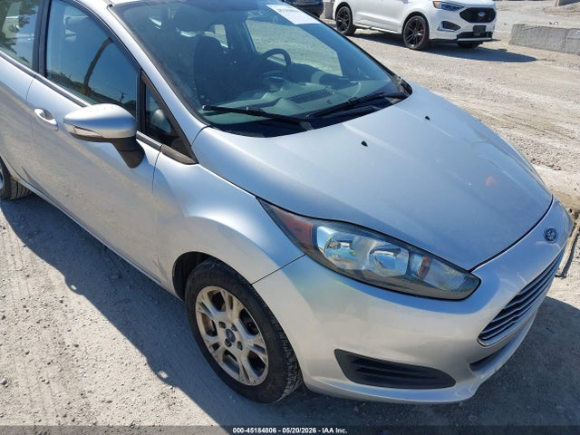 2014 Ford Fiesta Se მანქანა იყიდება აუქციონზე, vin: 3FADP4BJ5EM110532, აუქციონის ნომერი: 45184806