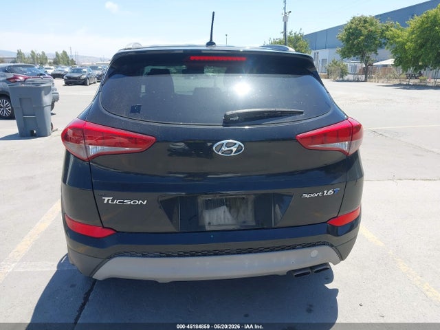 KM8J33A21HU371651 Hyundai Tucson Sport