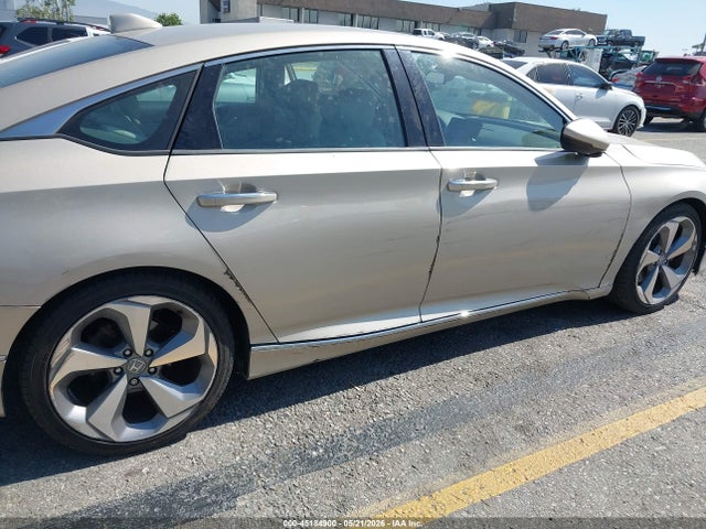 Aukcja sprzedaży 2018 Honda Accord Touring, vin: 1HGCV1F97JA111779, numer aukcji: 45184900