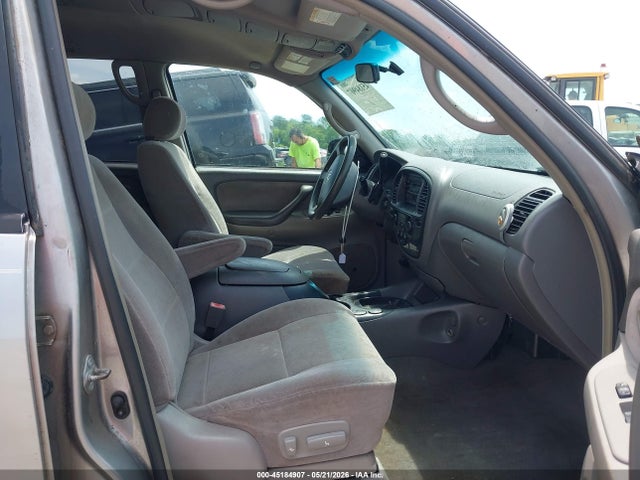 Продаж на аукціоні авто 2004 Toyota Sequoia Sr5 V8, vin: 5TDZT34A54S238092, номер лоту: 45184907