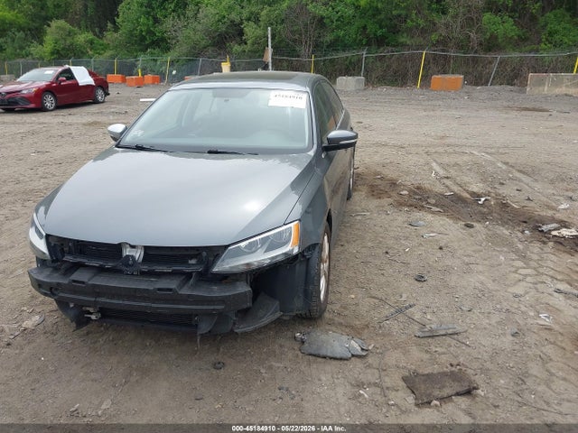 2013 Volkswagen Jetta Se მანქანა იყიდება აუქციონზე, vin: 3VWDP7AJXDM370823, აუქციონის ნომერი: 45184910
