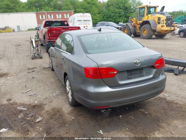 2013 Volkswagen Jetta Se მანქანა იყიდება აუქციონზე, vin: 3VWDP7AJXDM370823, აუქციონის ნომერი: 45184910