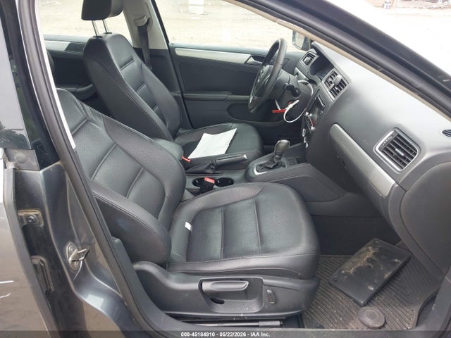 2013 Volkswagen Jetta Se მანქანა იყიდება აუქციონზე, vin: 3VWDP7AJXDM370823, აუქციონის ნომერი: 45184910
