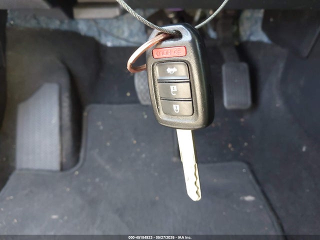 Auction sale of the 2020 Honda Civic Lx, vin: 19XFC2F68LE017830, lot number: 45184923