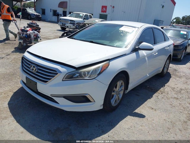 Hyundai SONATA SE 2016 5NPE24AF4GH355292 Image 2