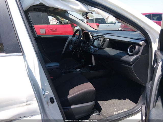 2015 Toyota Rav4 Xle მანქანა იყიდება აუქციონზე, vin: JTMWFREV9FJ039268, აუქციონის ნომერი: 45184981