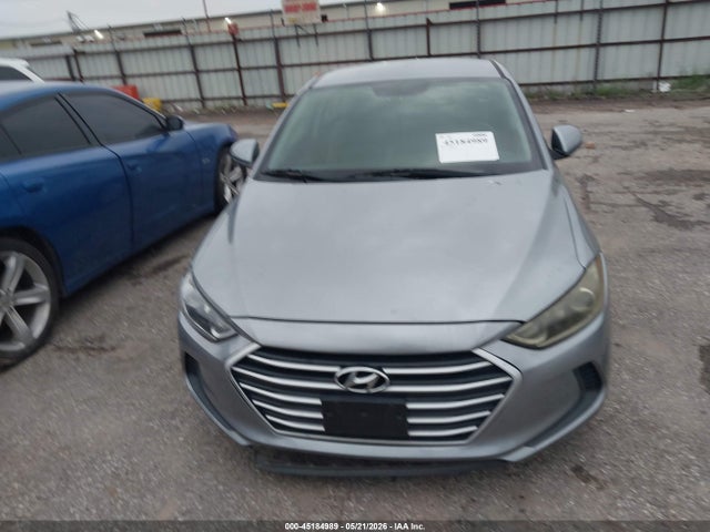 45184989 :رقم المزاد ، 5NPD74LF0HH167428 vin ، 2017 Hyundai Elantra Se مزاد بيع