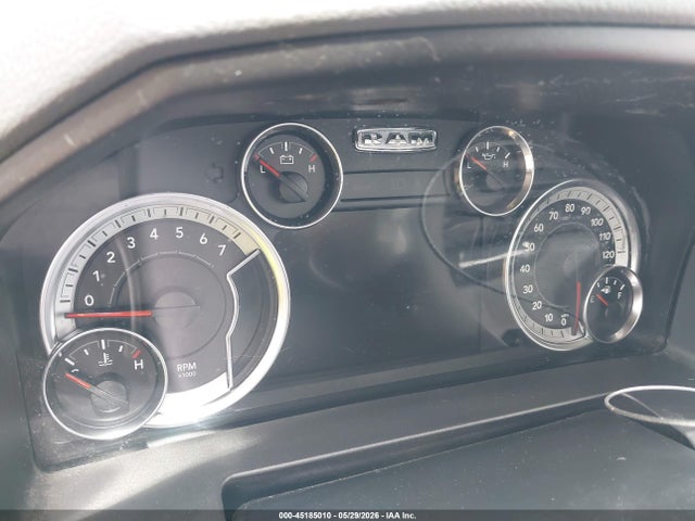 3C6RR7LT1HG689170 RAM 1500 Big Horn 4x4 5&#039;7 Box