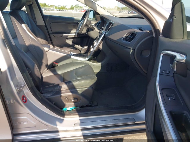 45185041 :رقم المزاد ، LYV402TKXHB126620 vin ، 2017 Volvo S60 Inscription T5 مزاد بيع