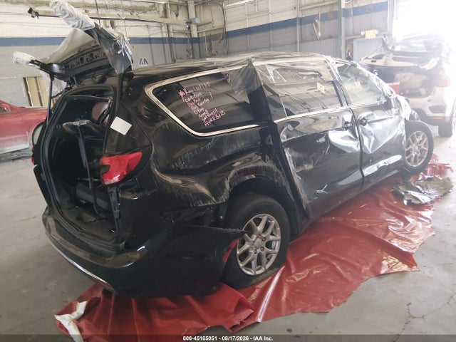 2C4RC1BG5TR235289 Chrysler Pacifica Select