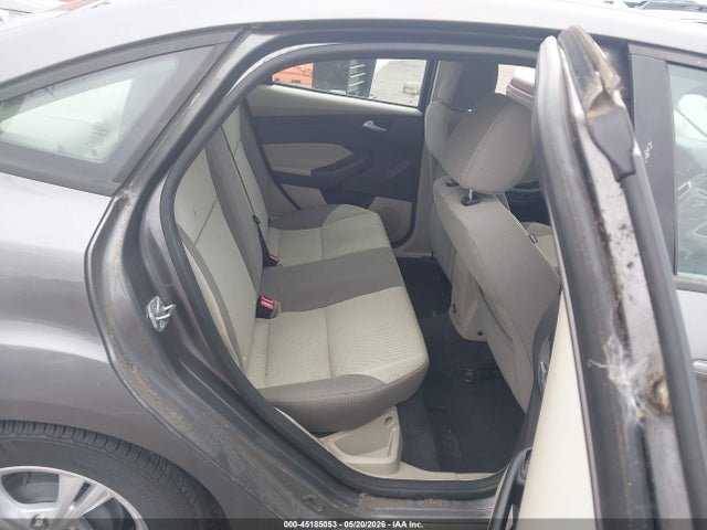 1FADP3F29EL185412 Ford FOCUS SE