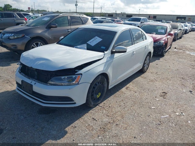 2015 Volkswagen Jetta 1.8t Se მანქანა იყიდება აუქციონზე, vin: 3VWD07AJ5FM333637, აუქციონის ნომერი: 45185058