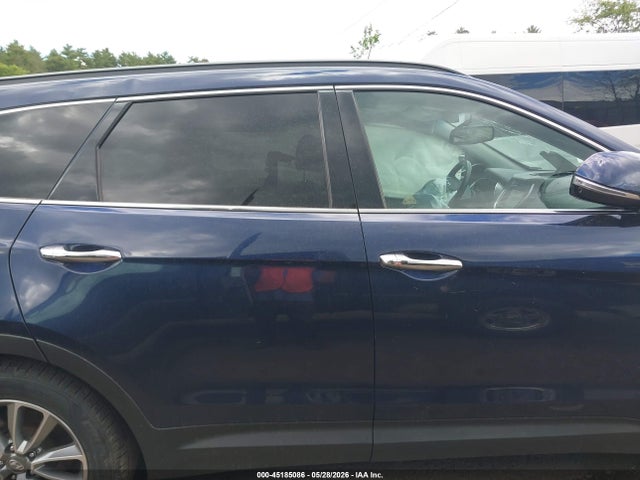 KM8SNDHF3HU236815 Hyundai Santa Fe Se