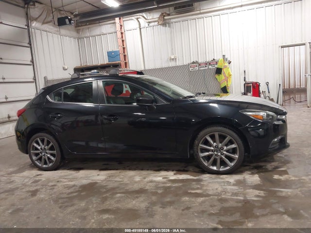 Продажа на аукционе авто 2018 Mazda Mazda3 Touring, vin: 3MZBN1L31JM207496, номер лота: 45185149