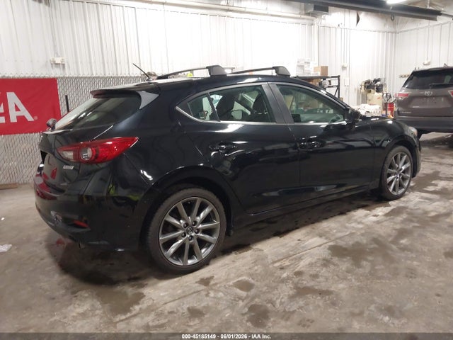 Продажа на аукционе авто 2018 Mazda Mazda3 Touring, vin: 3MZBN1L31JM207496, номер лота: 45185149