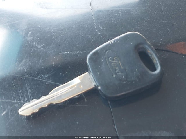 Продажа на аукционе авто 2002 Ford Expedition Xlt, vin: 1FMPU16L52LA87921, номер лота: 45185166