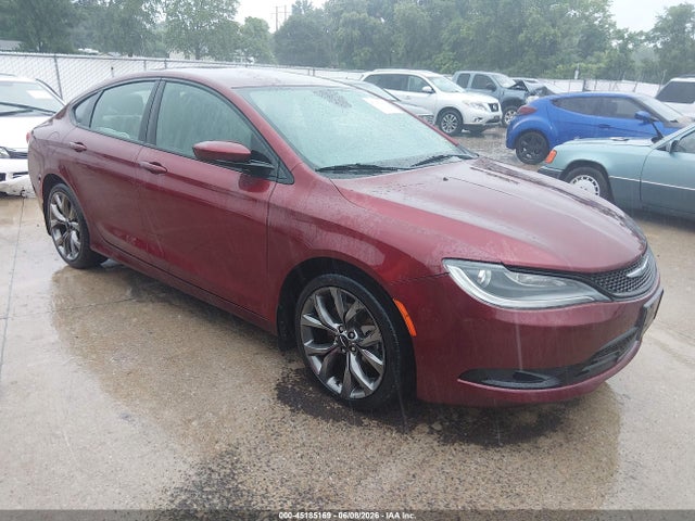45185169 :رقم المزاد ، 1C3CCCBG7FN514234 vin ، 2015 Chrysler 200 S مزاد بيع