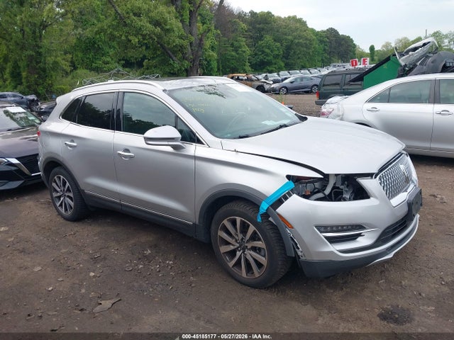 Продажа на аукционе авто 2019 Lincoln Mkc Reserve, vin: 5LMCJ3D90KUL11761, номер лота: 45185177