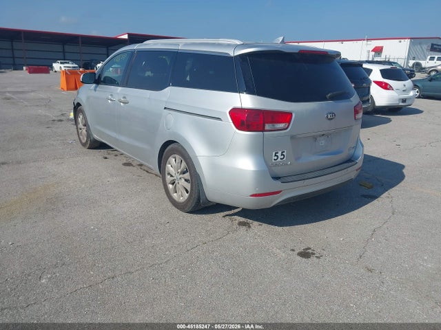 45185247 :رقم المزاد ، KNDMC5C10F6052146 vin ، 2015 Kia Sedona Ex مزاد بيع
