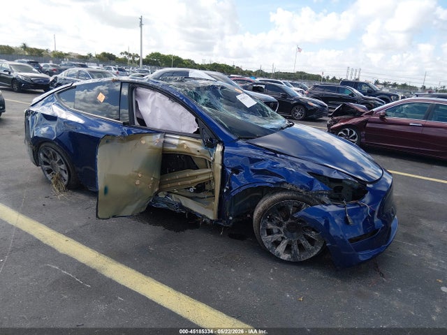 Продажа на аукционе авто 2025 Tesla Model Y Long Range Dual Motor All-wheel Drive, vin: 7SAYGDEE1SA338814, номер лота: 45185334